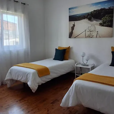 Ribeiro's House بيت للعطل